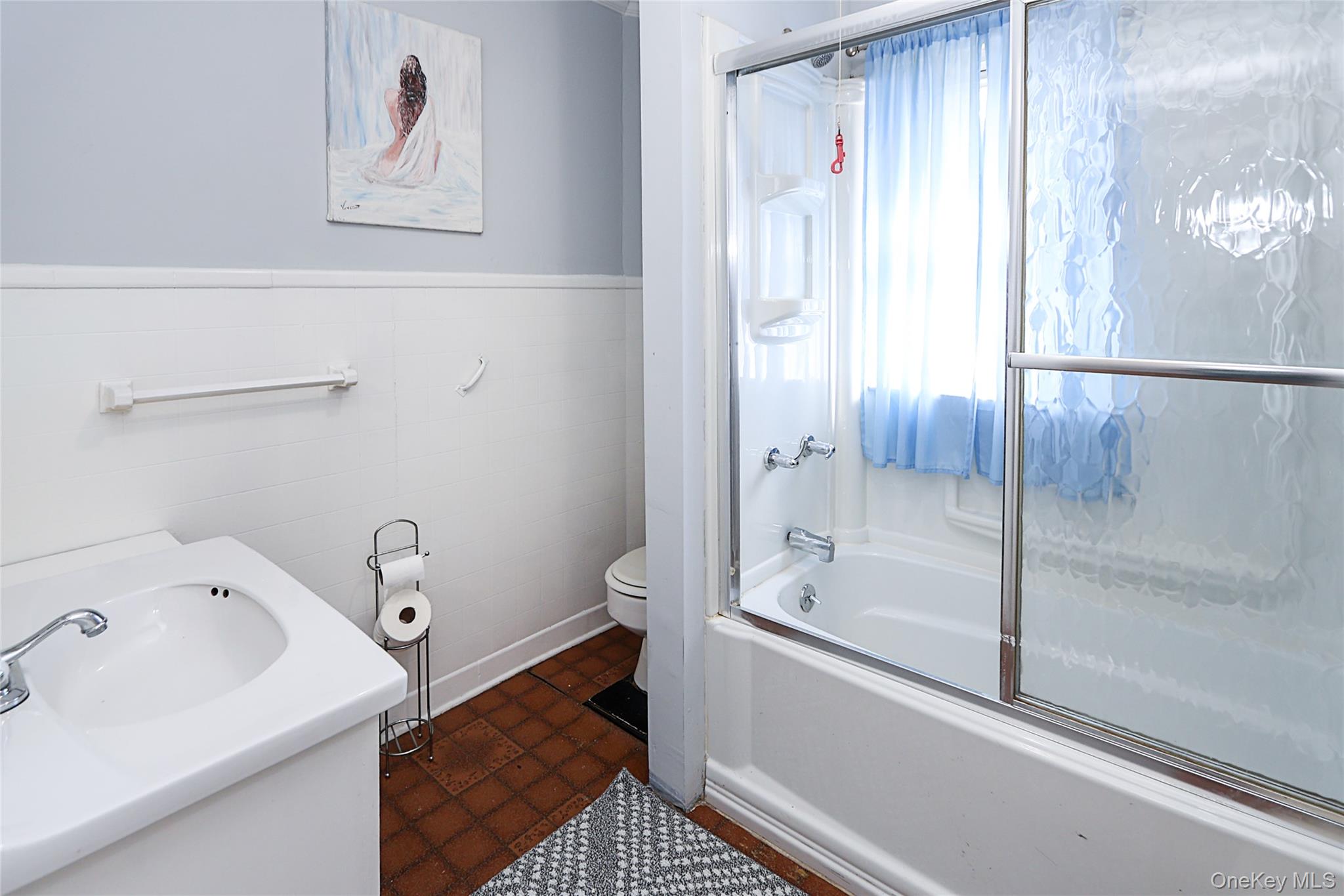 437 Ray Street, Freeport, NY 11520