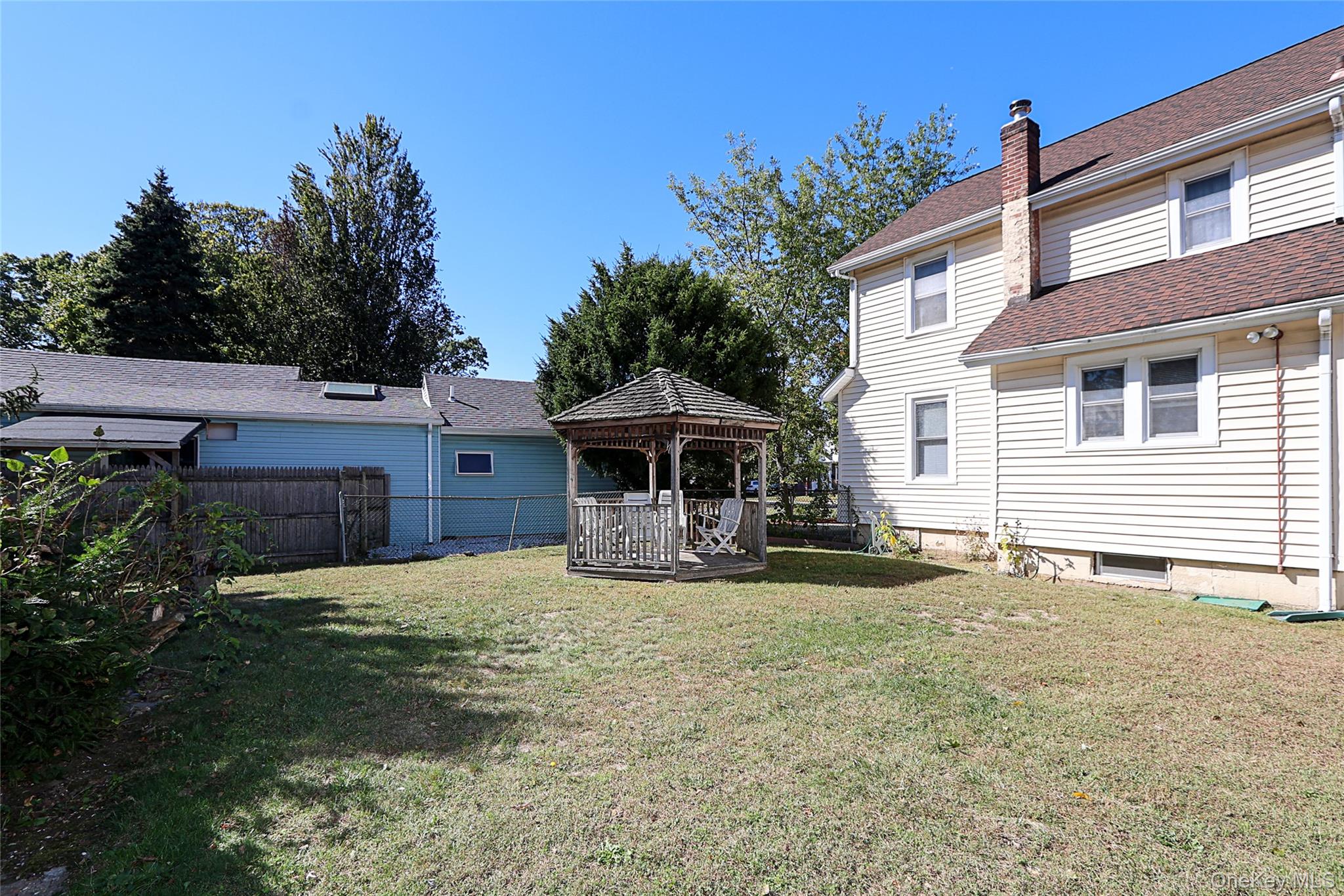 437 Ray Street, Freeport, NY 11520