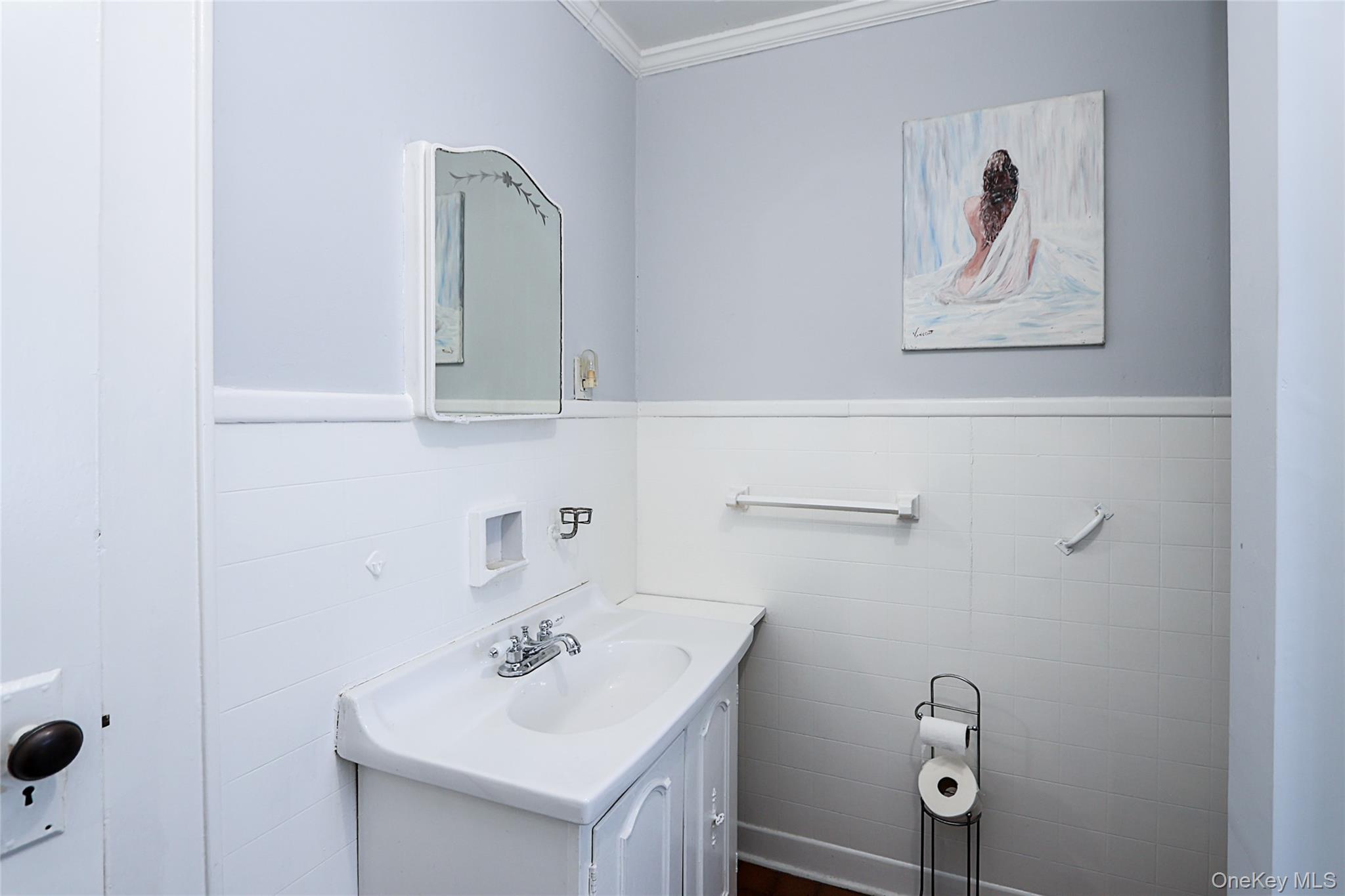 437 Ray Street, Freeport, NY 11520