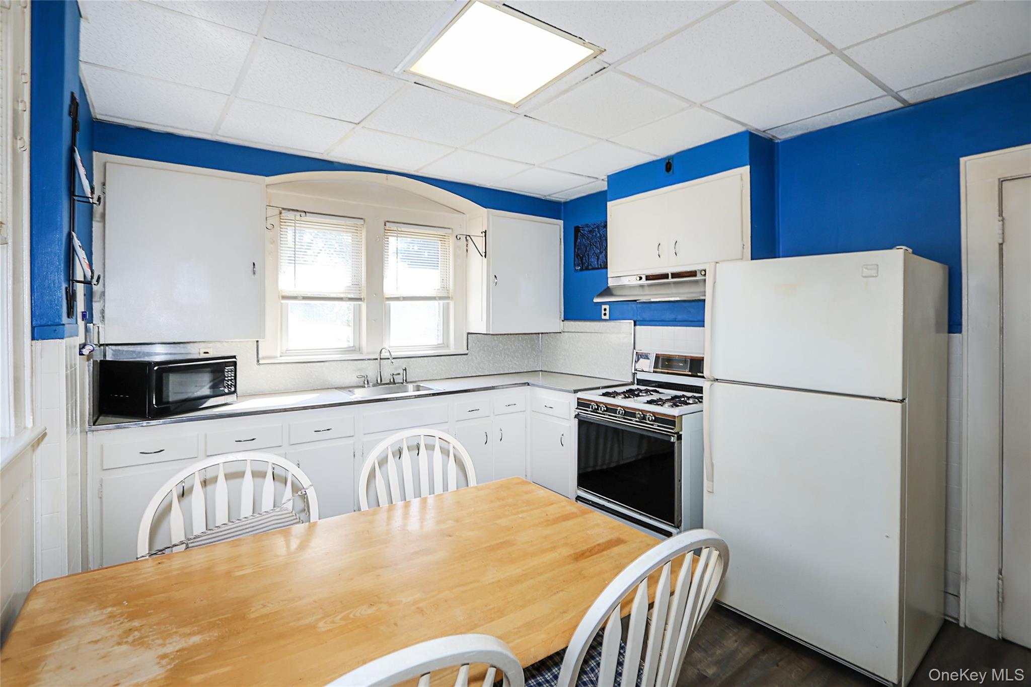 437 Ray Street, Freeport, NY 11520