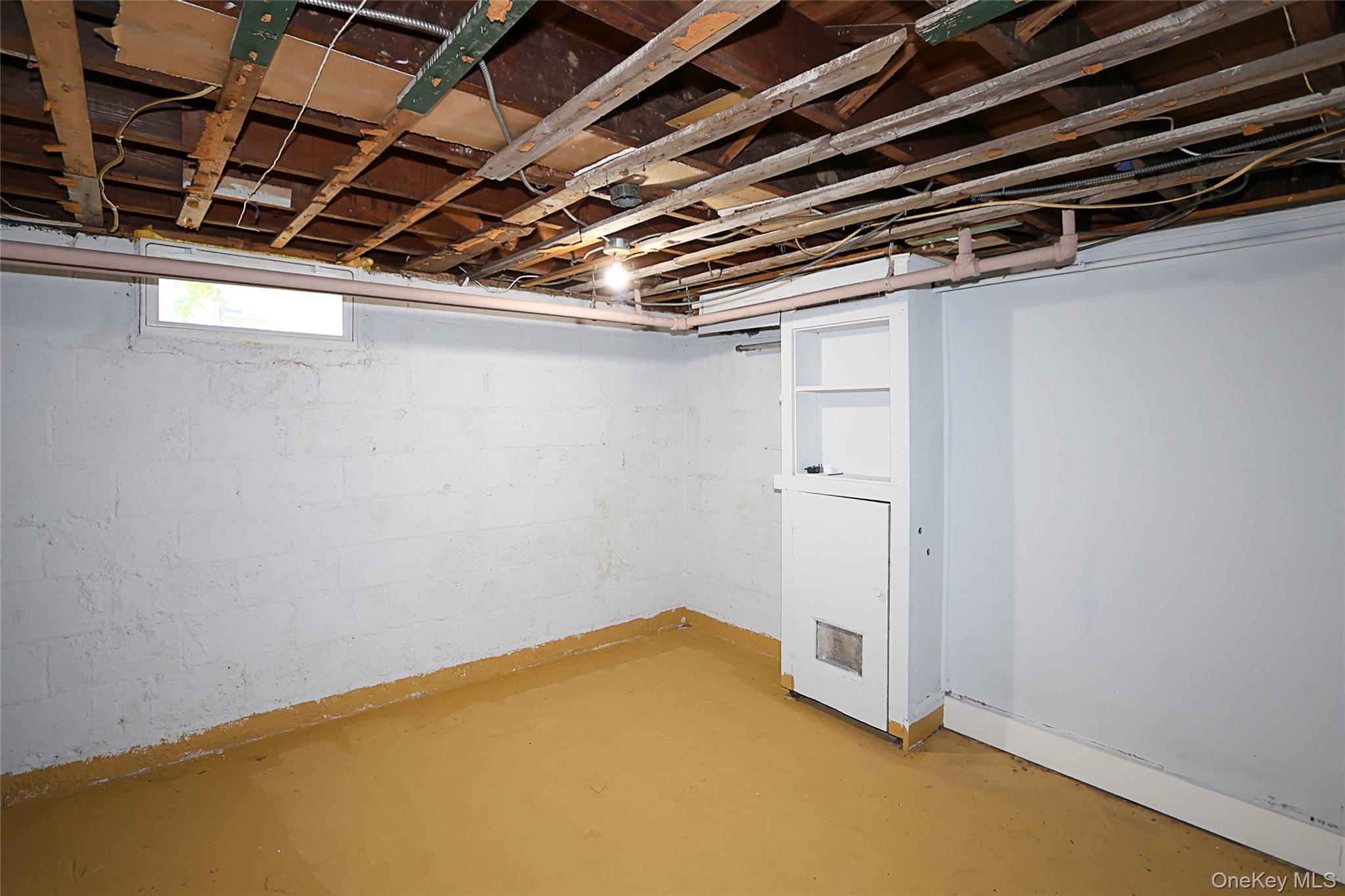 437 Ray Street, Freeport, NY 11520