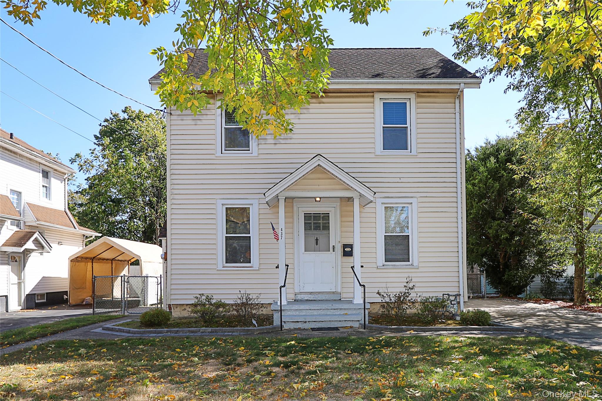 437 Ray Street, Freeport, NY 11520