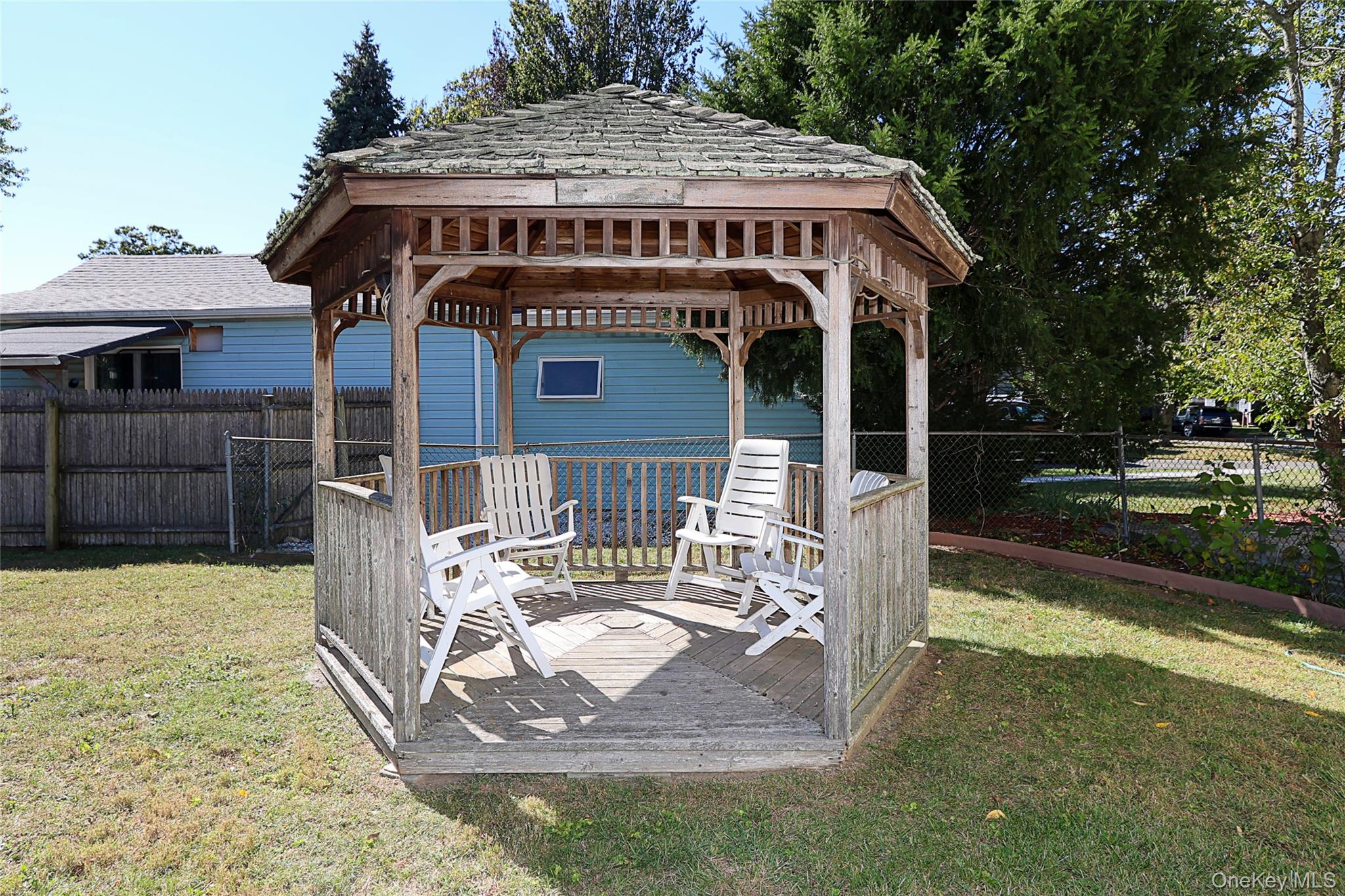 437 Ray Street, Freeport, NY 11520