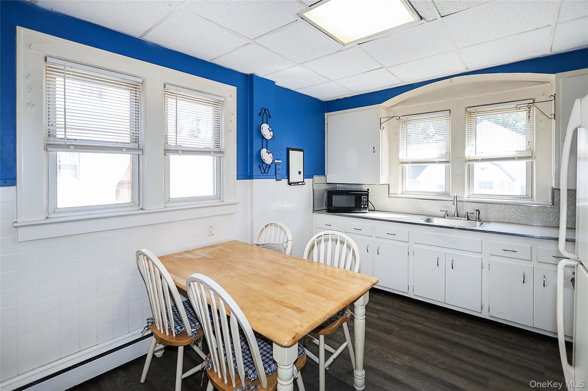 437 Ray Street, Freeport, NY 11520