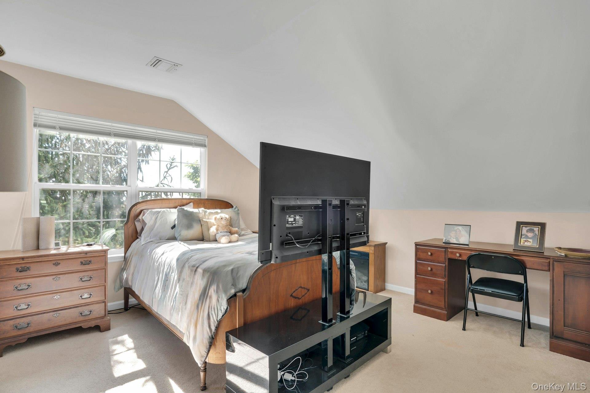 420 Stonecrop Road, Aquebogue, NY 11901