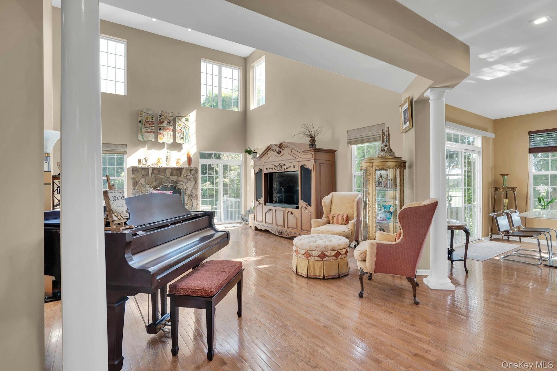 420 Stonecrop Road, Aquebogue, NY 11901