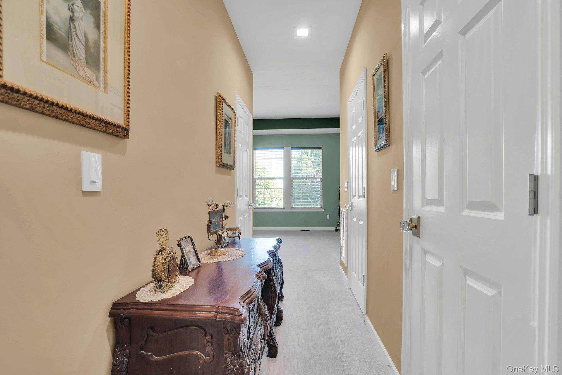 420 Stonecrop Road, Aquebogue, NY 11901