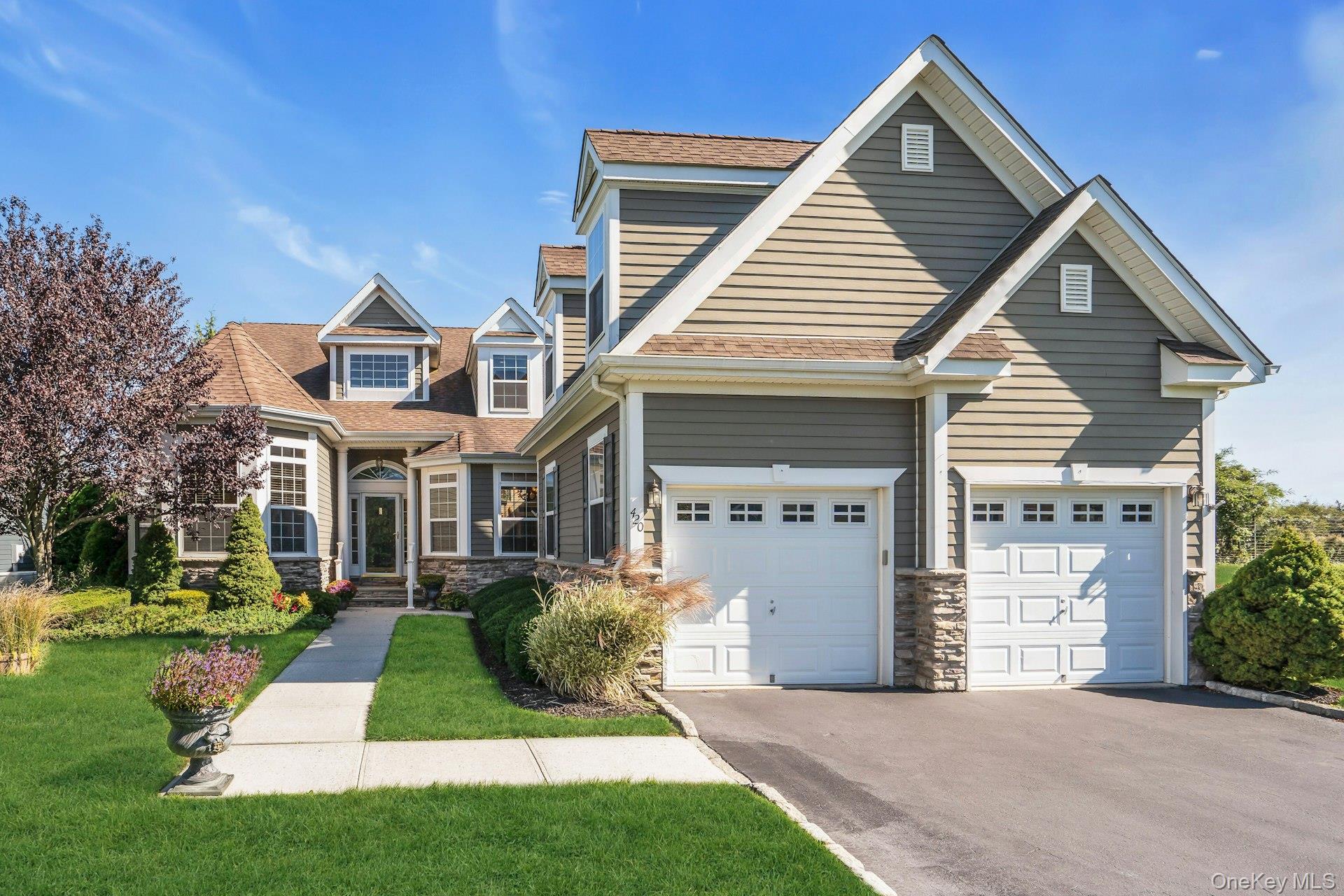 420 Stonecrop Road, Aquebogue, NY 11901