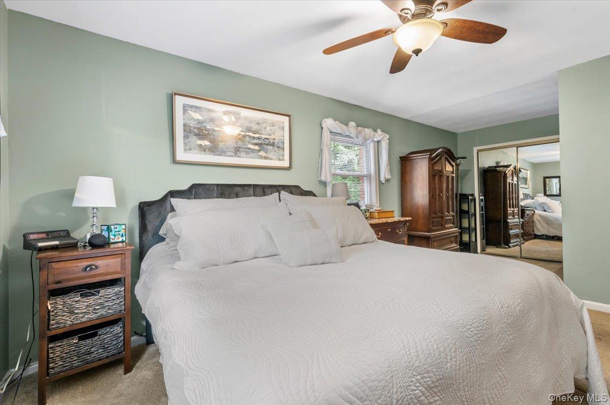 86 E 24th Street, Huntington Station, NY 11746