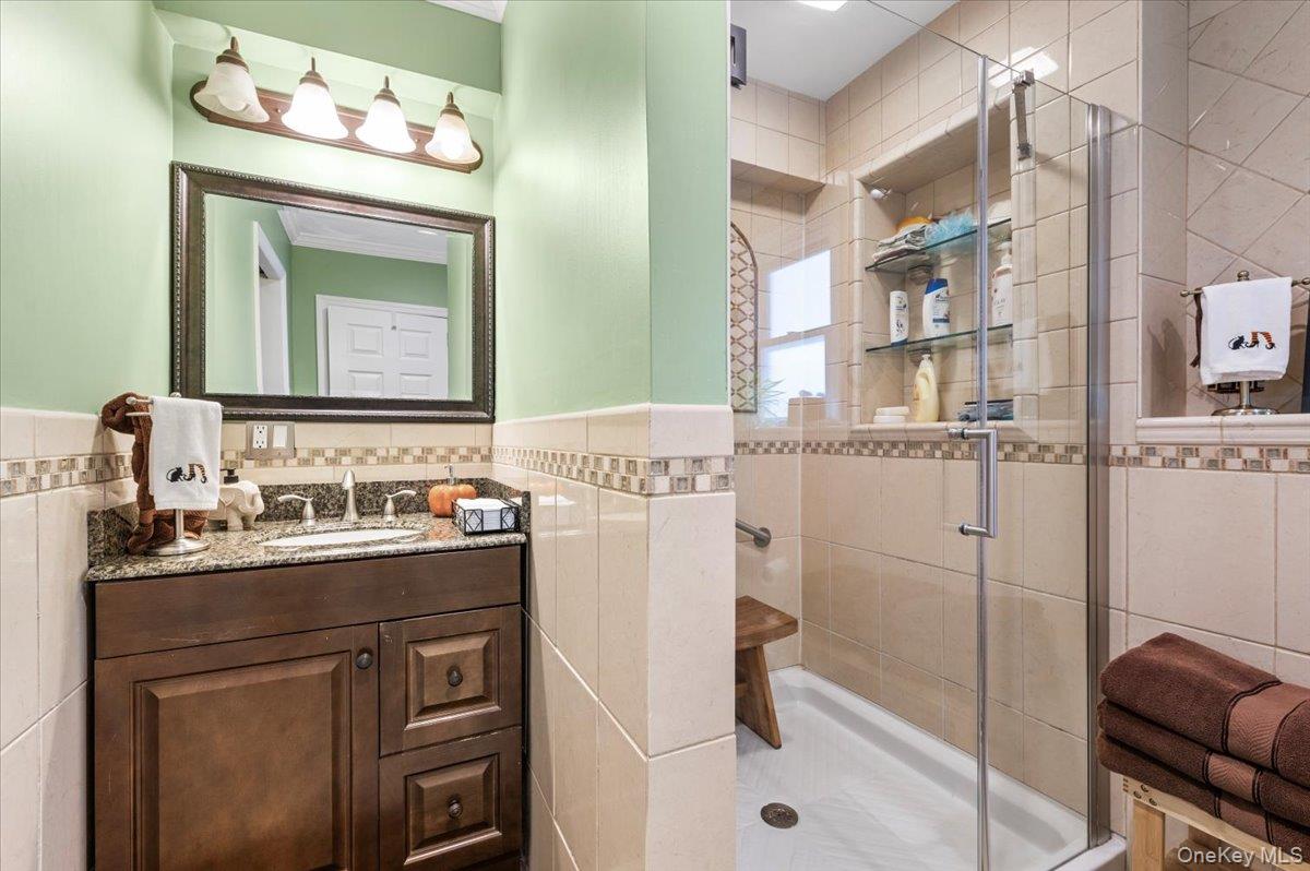 86 E 24th Street, Huntington Station, NY 11746