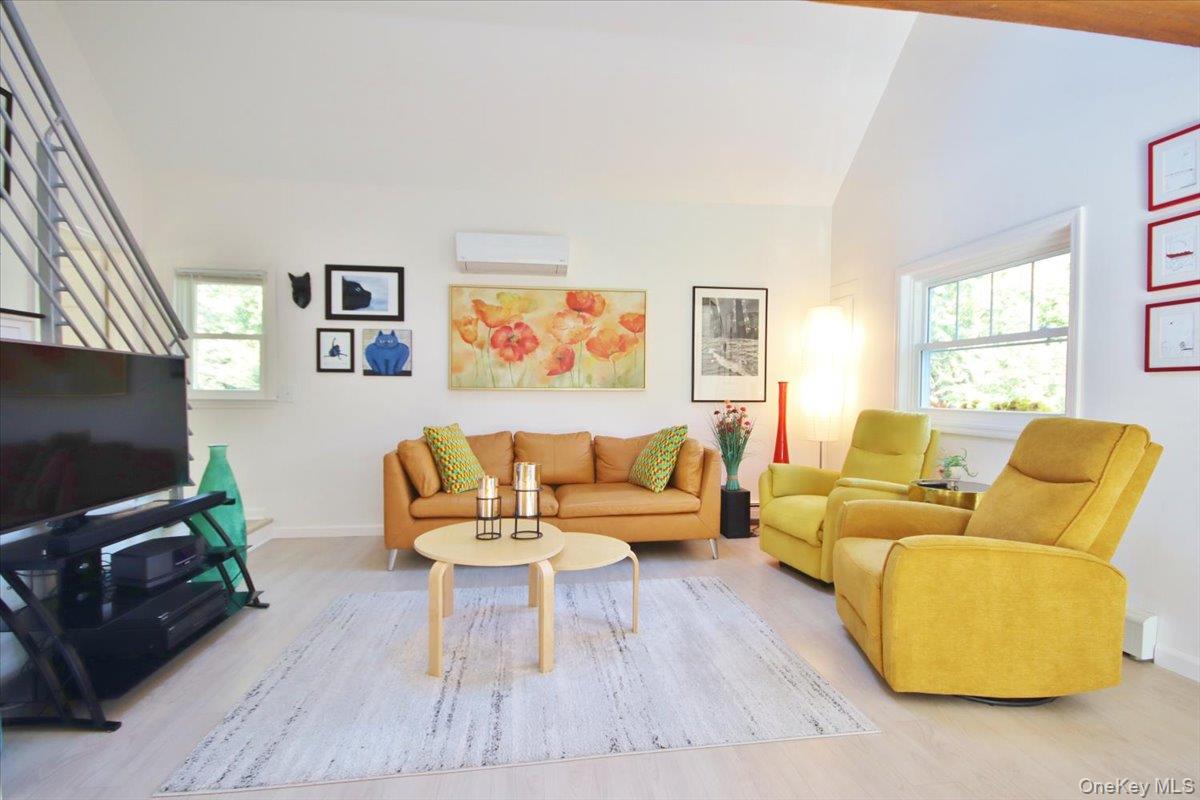 143 Old Post Road, Marlboro, NY 12542