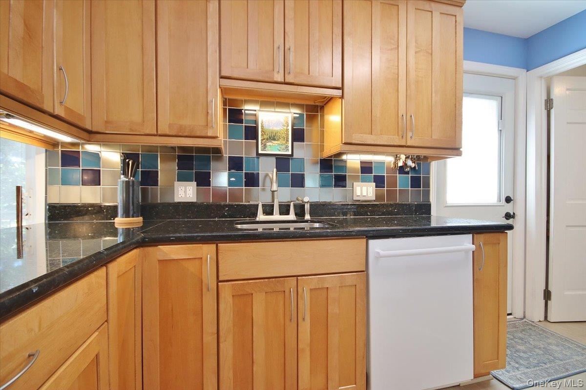 143 Old Post Road, Marlboro, NY 12542