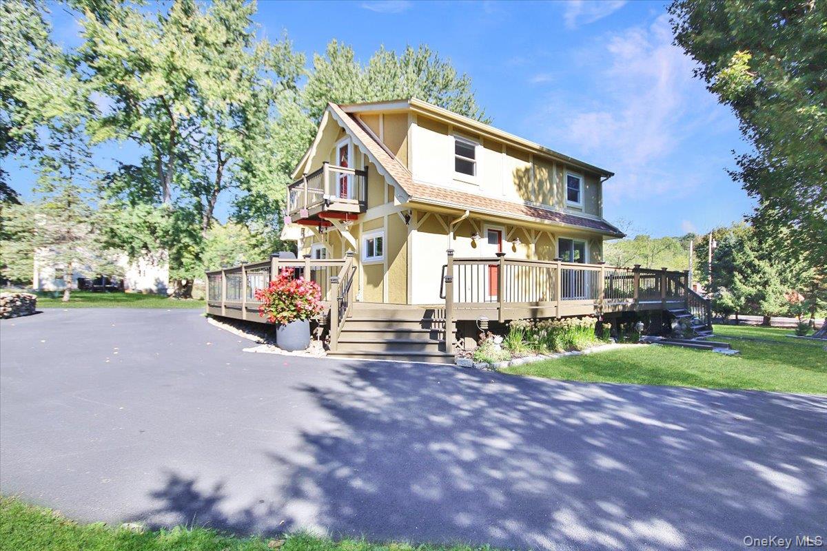 143 Old Post Road, Marlboro, NY 12542