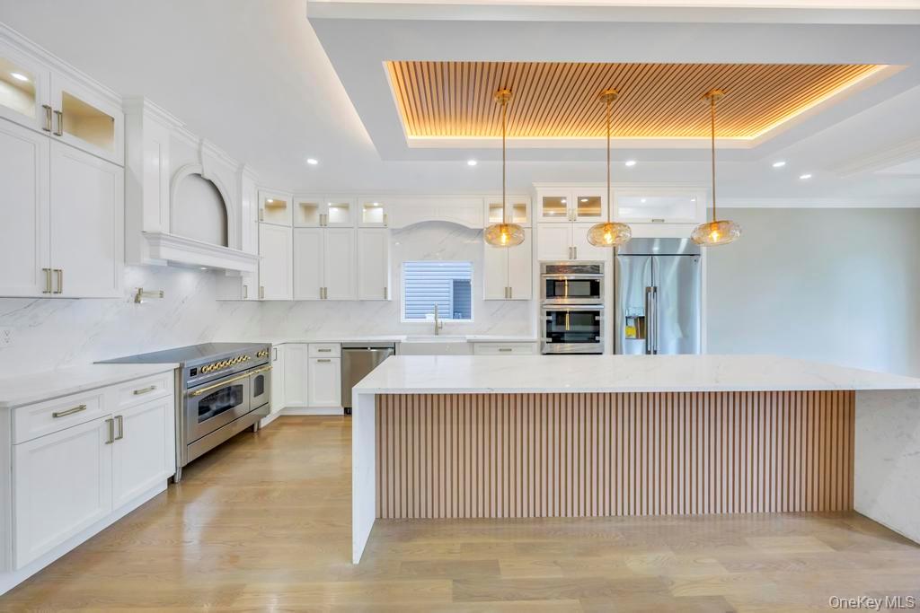 9 Short Lane, Levittown, NY 11756