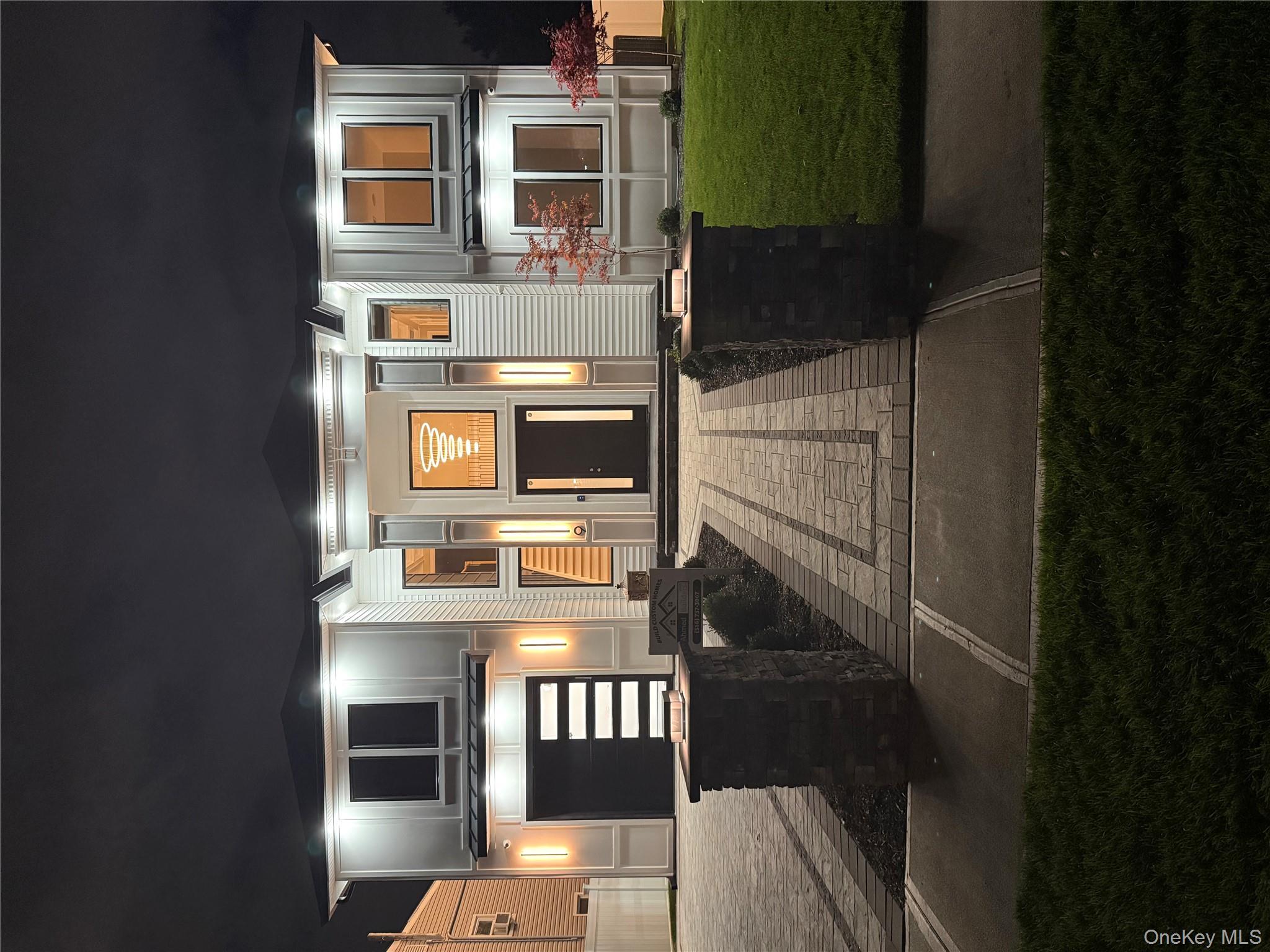 9 Short Lane, Levittown, NY 11756