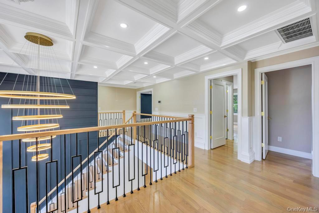 9 Short Lane, Levittown, NY 11756