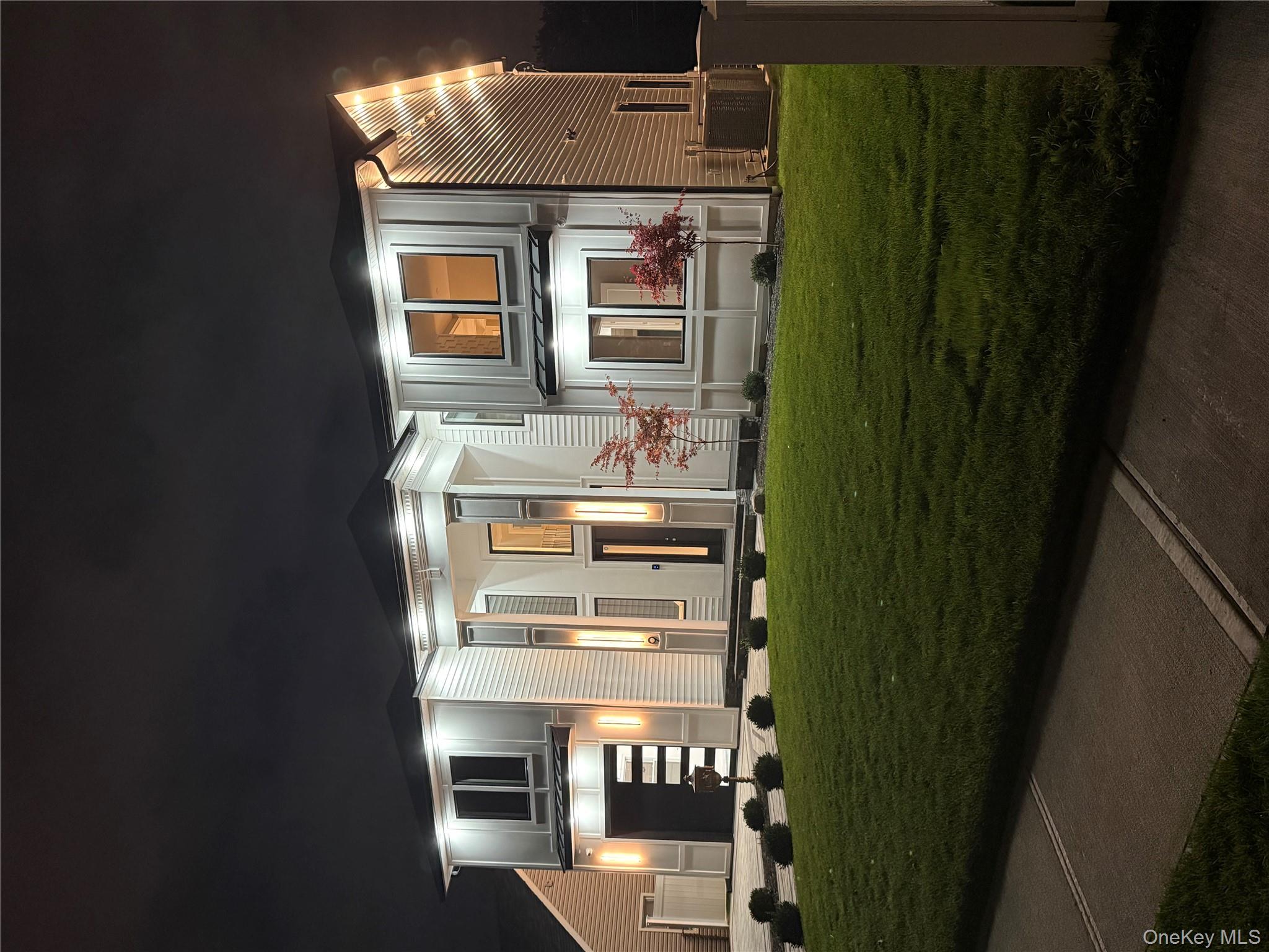 9 Short Lane, Levittown, NY 11756