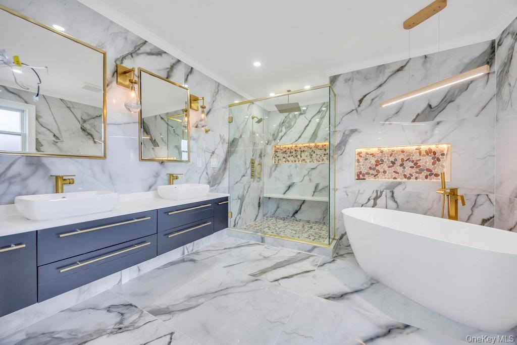 9 Short Lane, Levittown, NY 11756