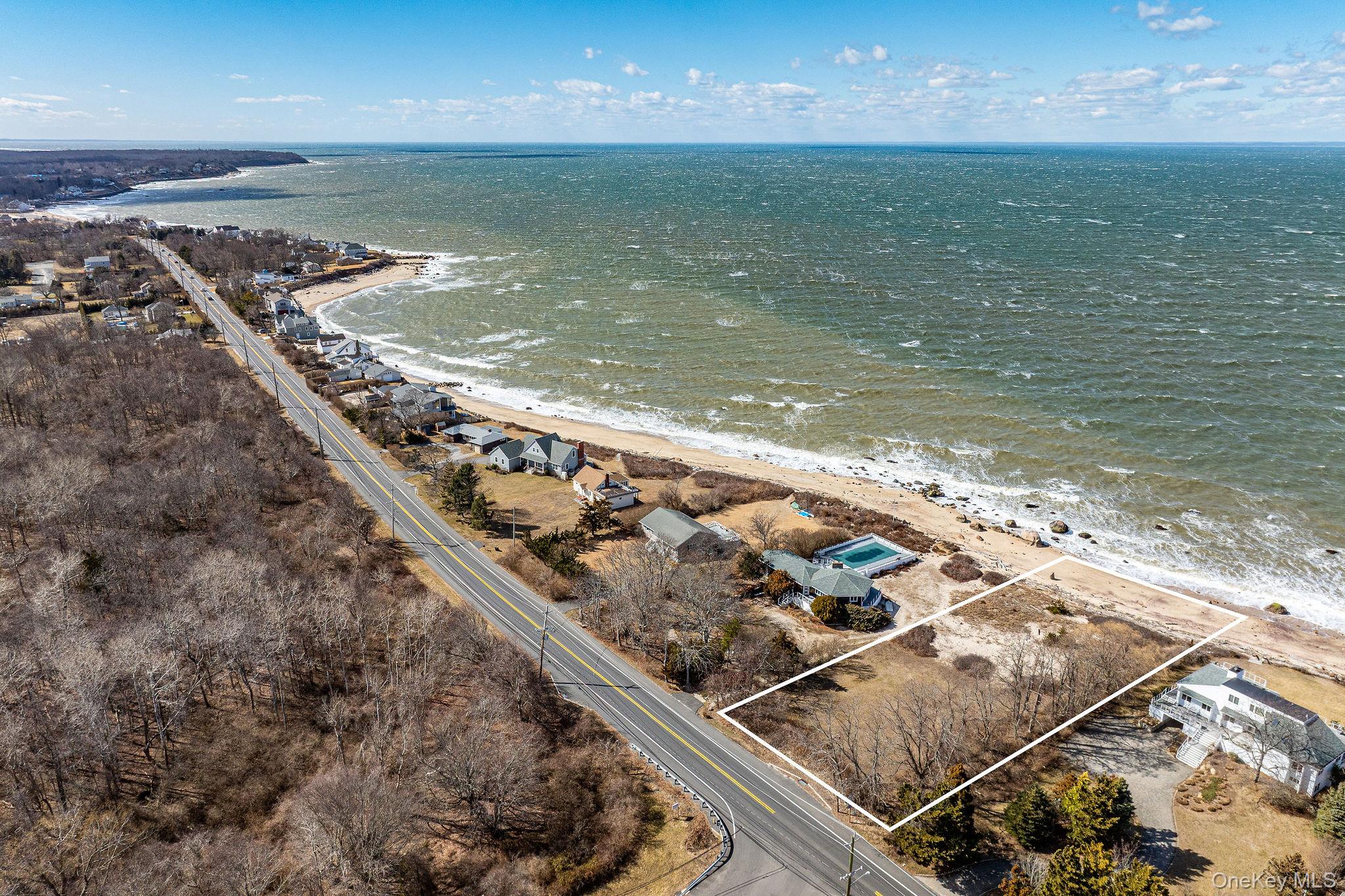 56875 Route 48, Greenport, NY 11944