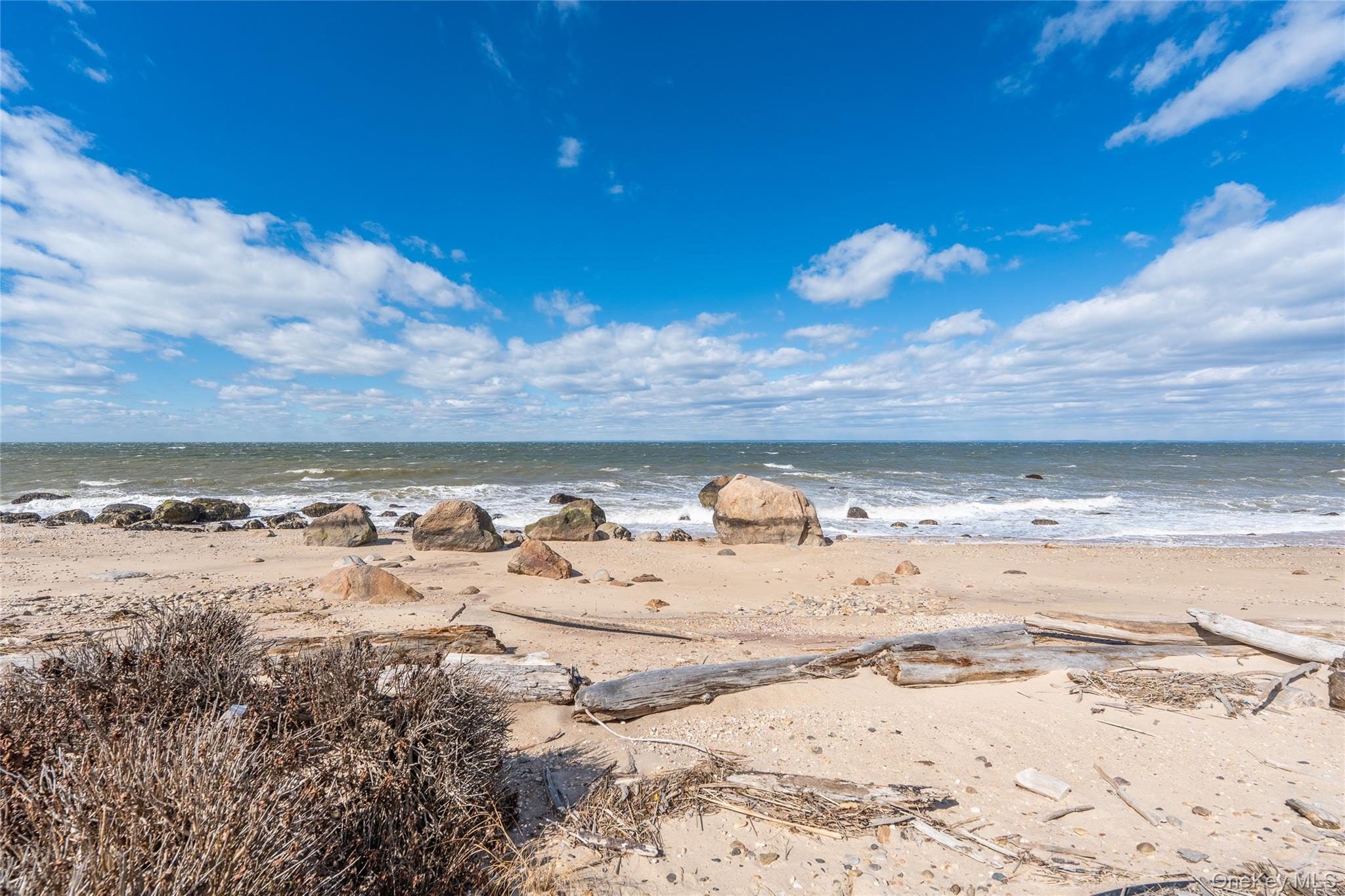 56875 Route 48, Greenport, NY 11944