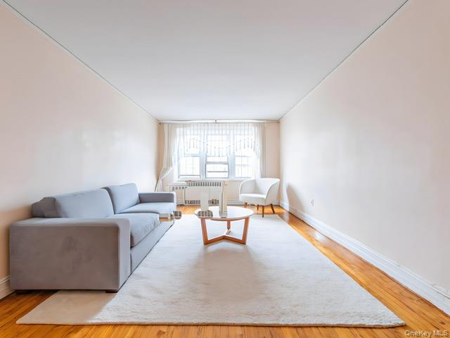 102-40 67 drive Drive # 3h, Forest Hills, NY 11375