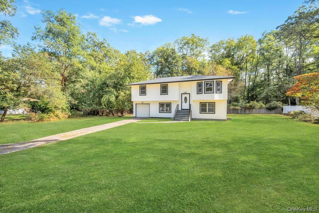 37 Cedar Branch Street, Middle Island, NY 11953