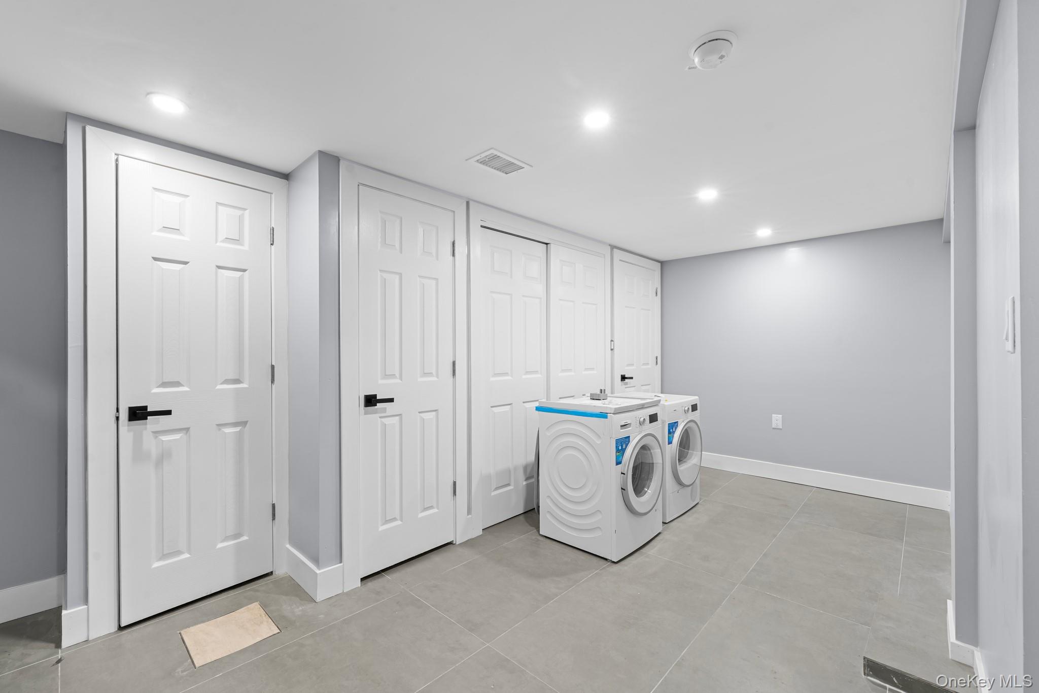 11132 199th Street, Hollis, NY 11412