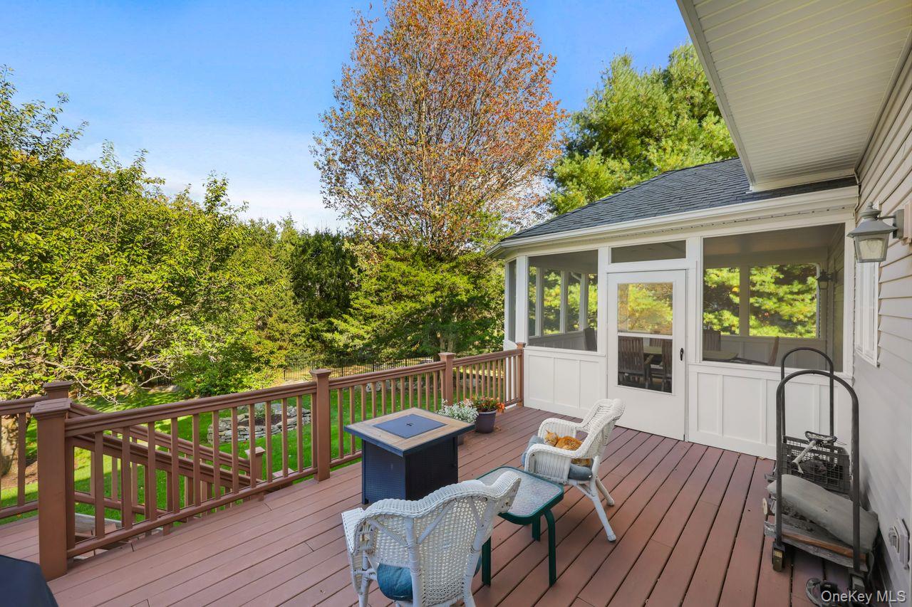 4 Mane Way, Pawling, NY 12564