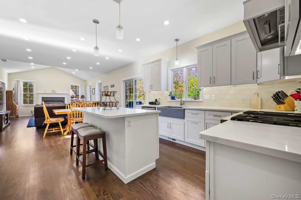 4 Mane Way, Pawling, NY 12564