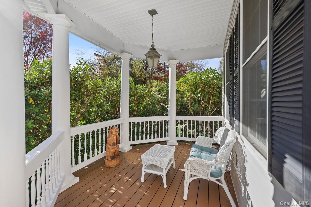 4 Mane Way, Pawling, NY 12564