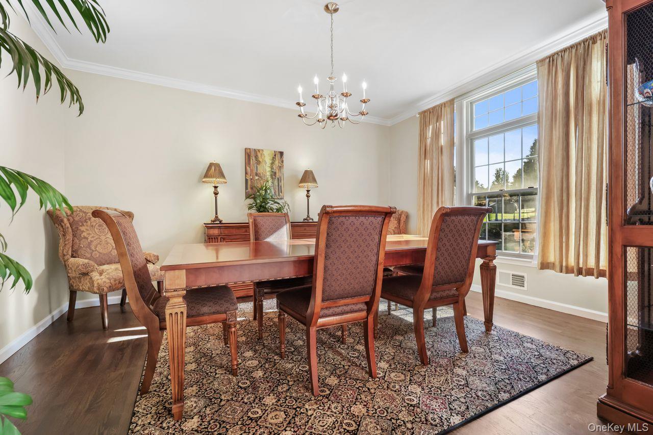 4 Mane Way, Pawling, NY 12564