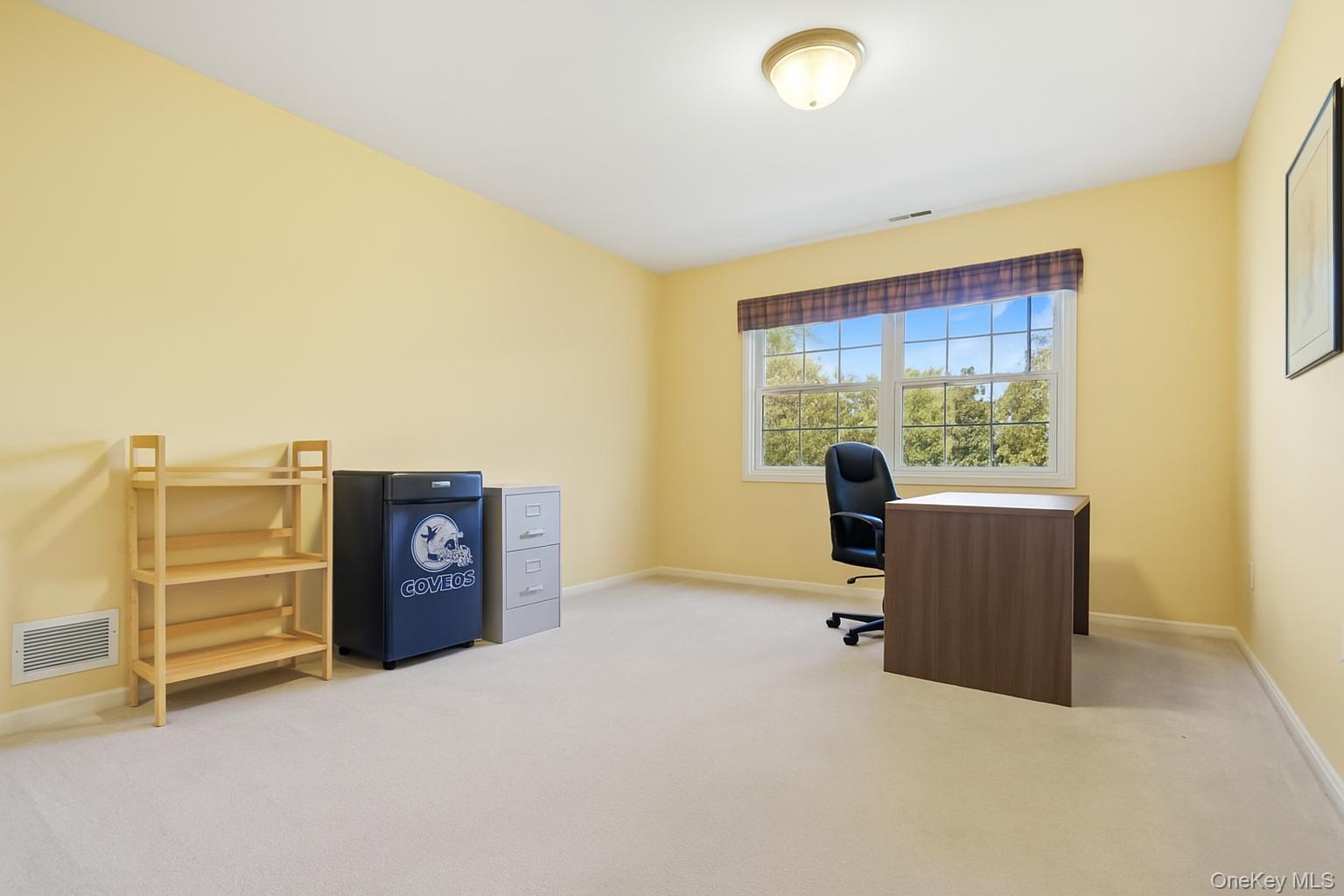 4 Mane Way, Pawling, NY 12564