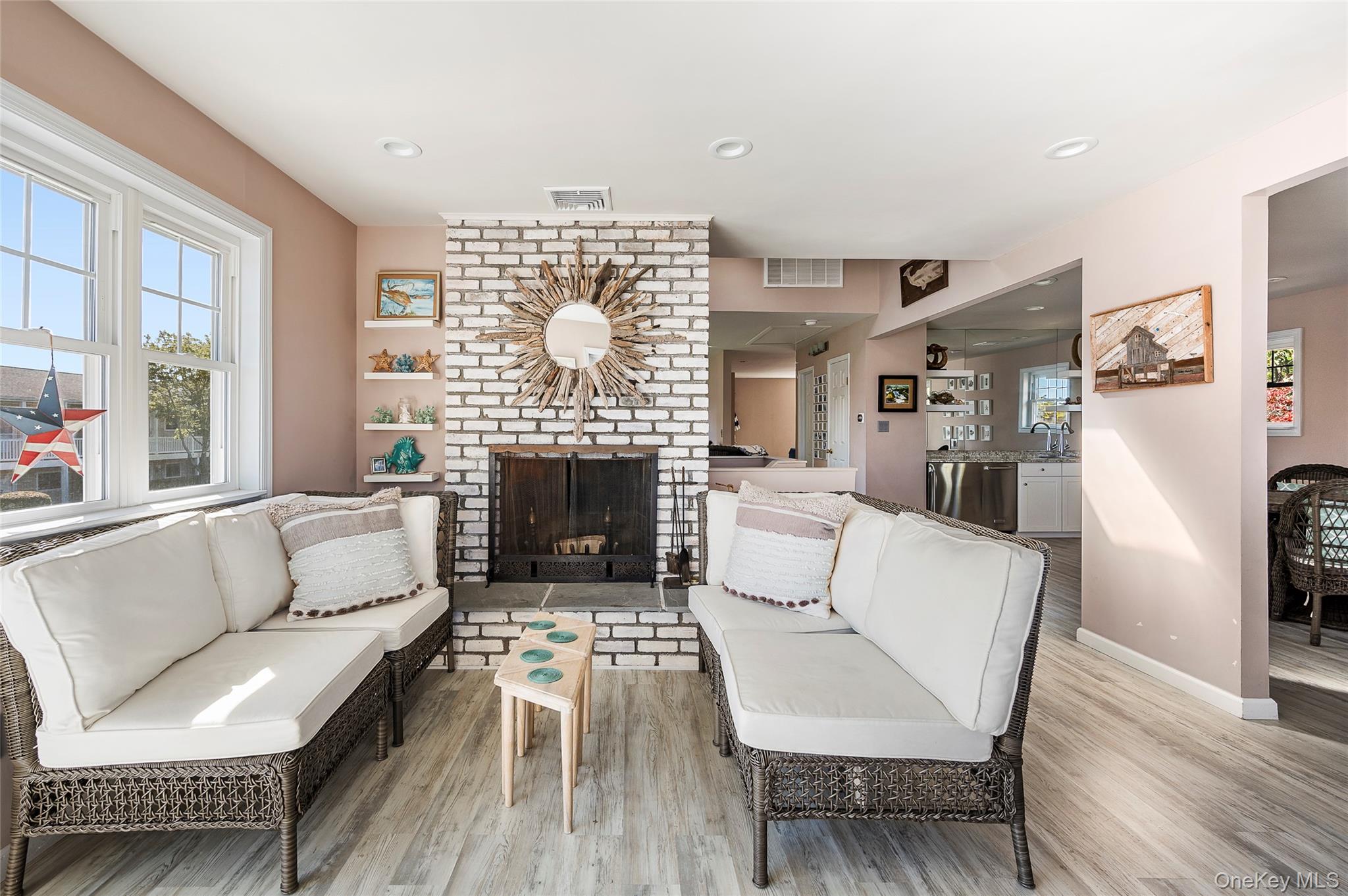 61 West Tiana Rd # 24, Hampton Bays, NY 11946