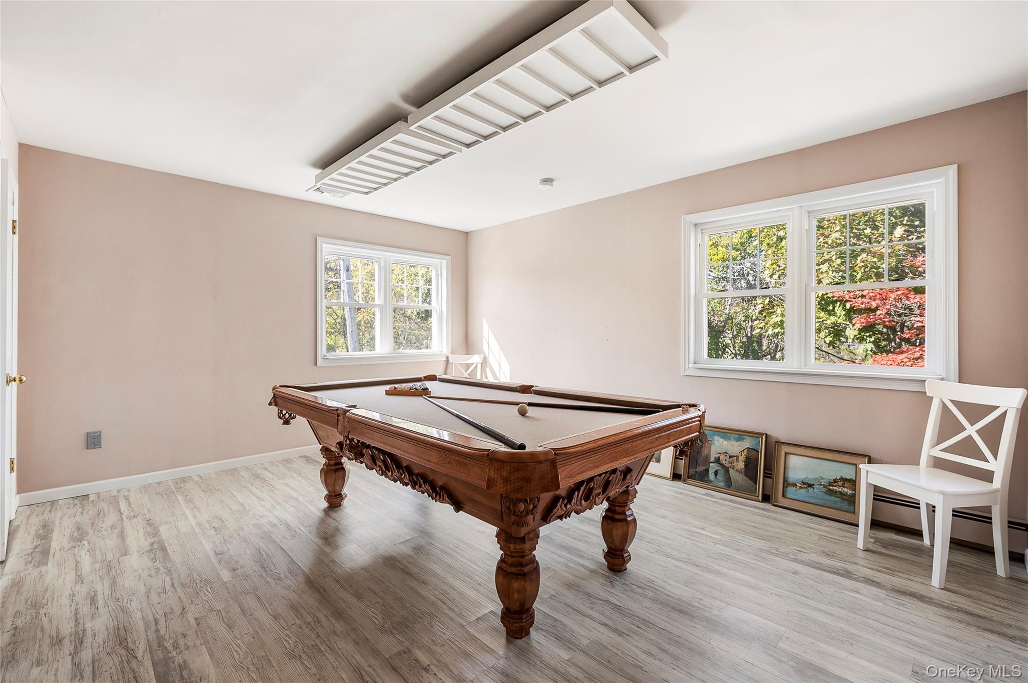 61 West Tiana Rd # 24, Hampton Bays, NY 11946