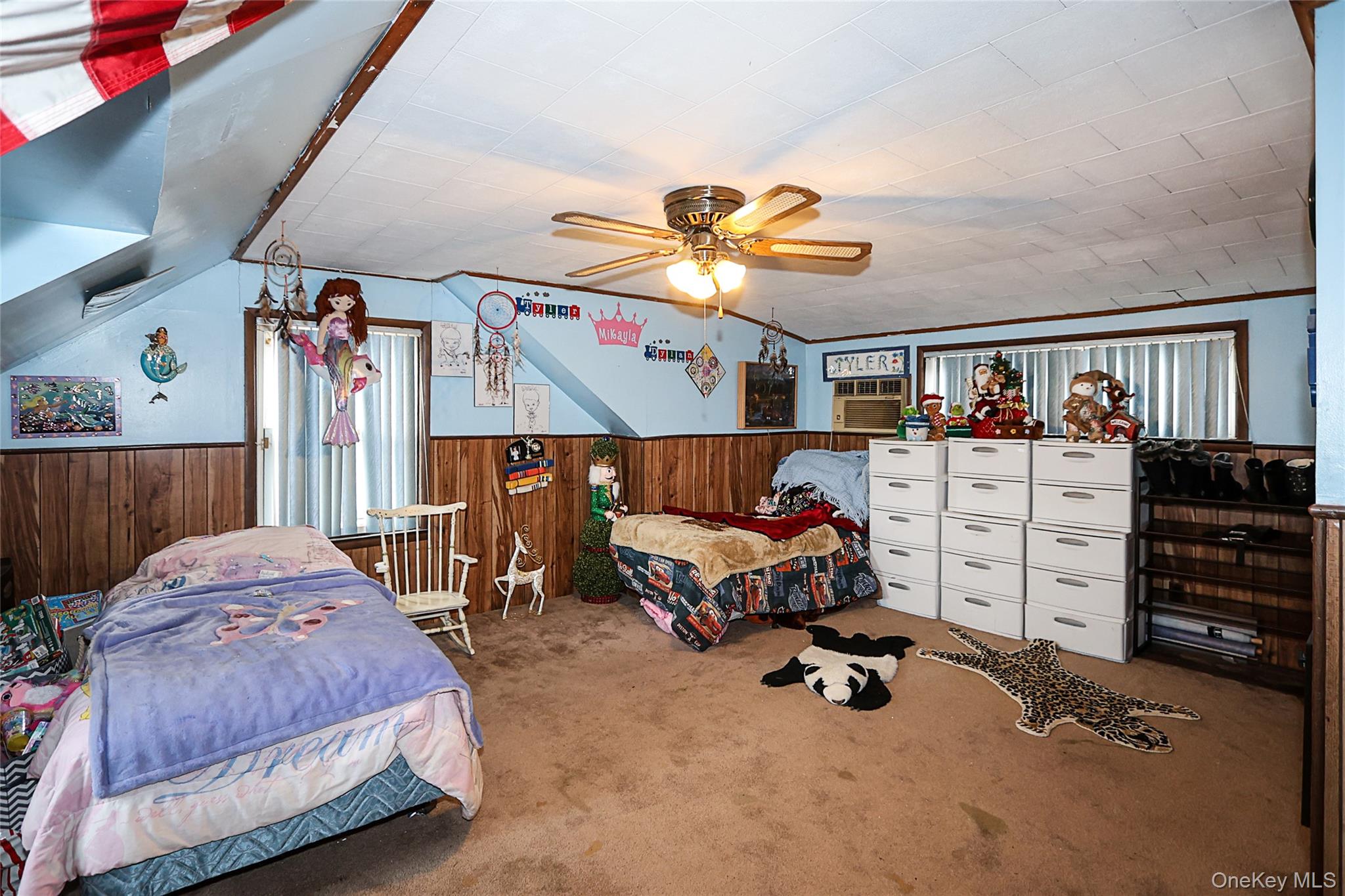 993 Ferngate Drive, Franklin Square, NY 11010