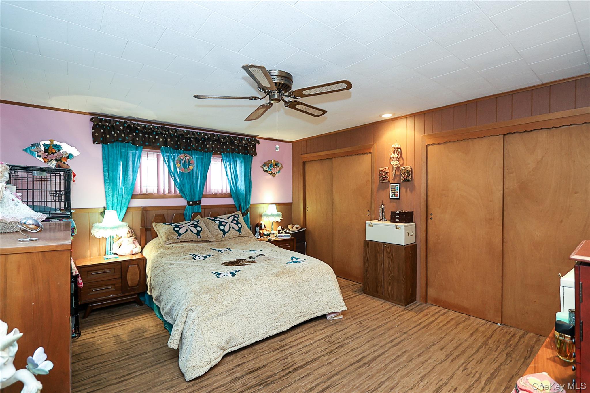 993 Ferngate Drive, Franklin Square, NY 11010