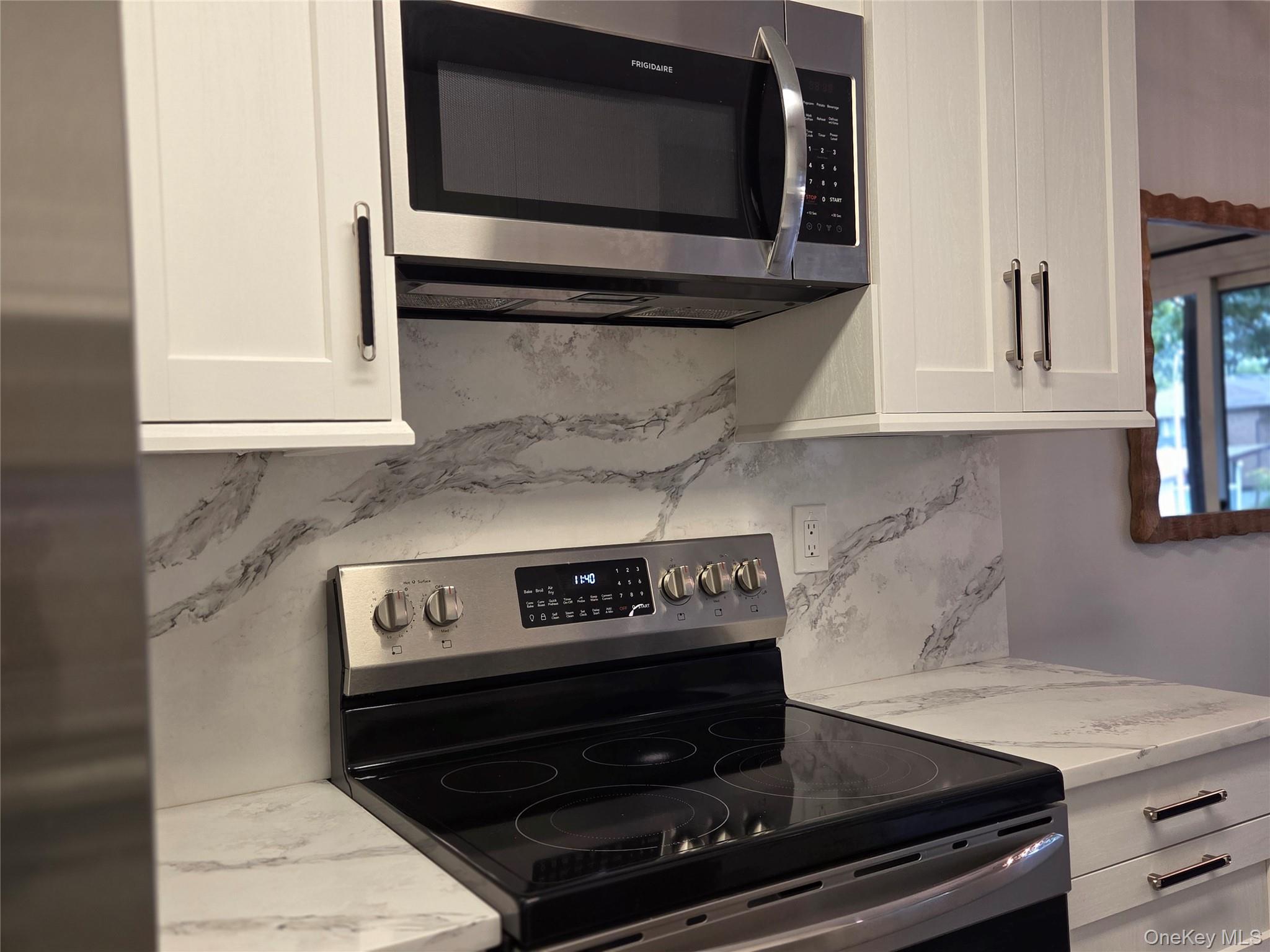 189 Sierra Vista Lane, Valley Cottage, NY 10989