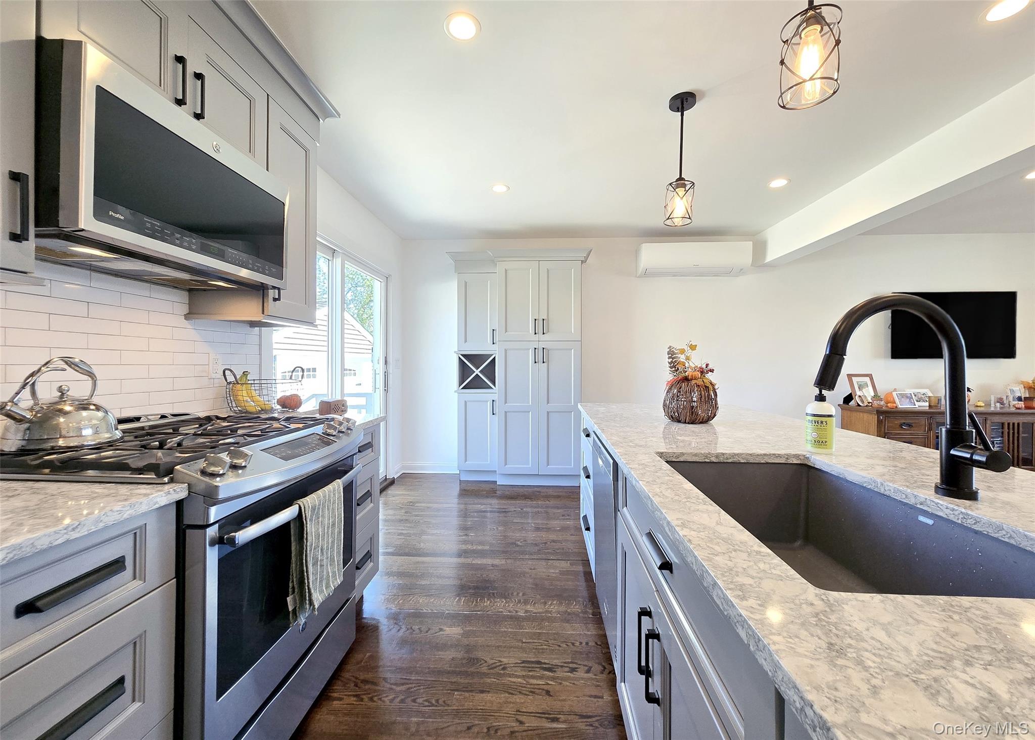 3067 Xavier Court, Oceanside, NY 11572