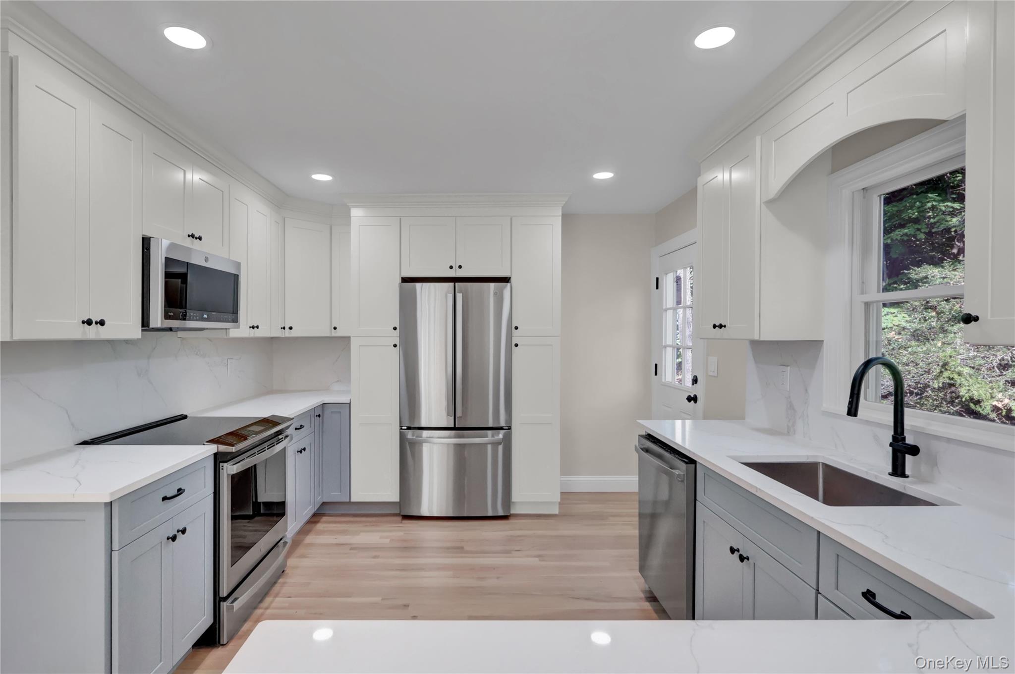 19 Millford Drive, Locust Valley, NY 11560