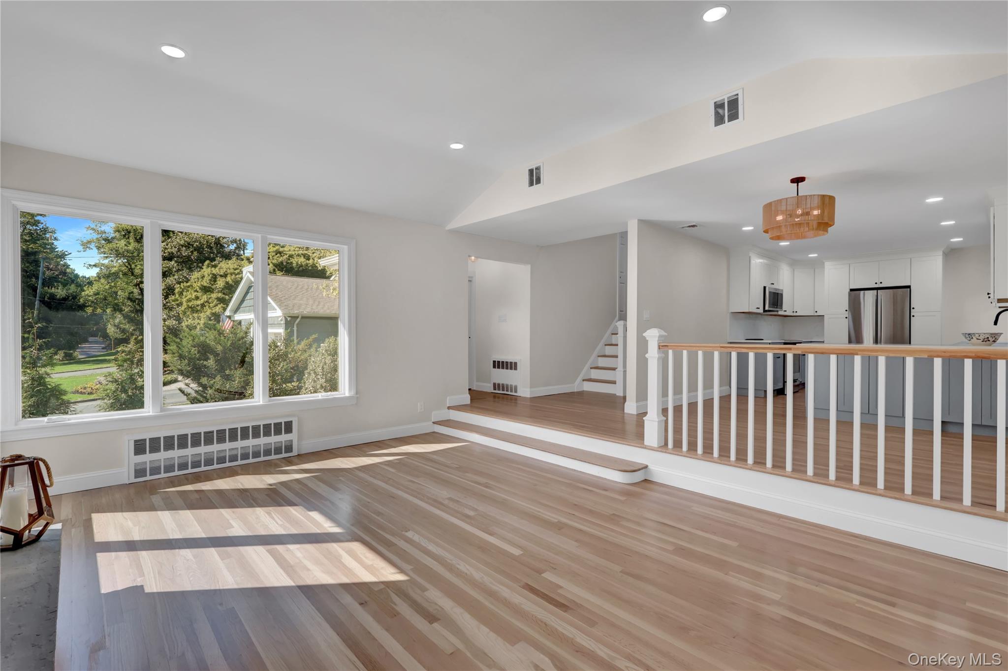 19 Millford Drive, Locust Valley, NY 11560