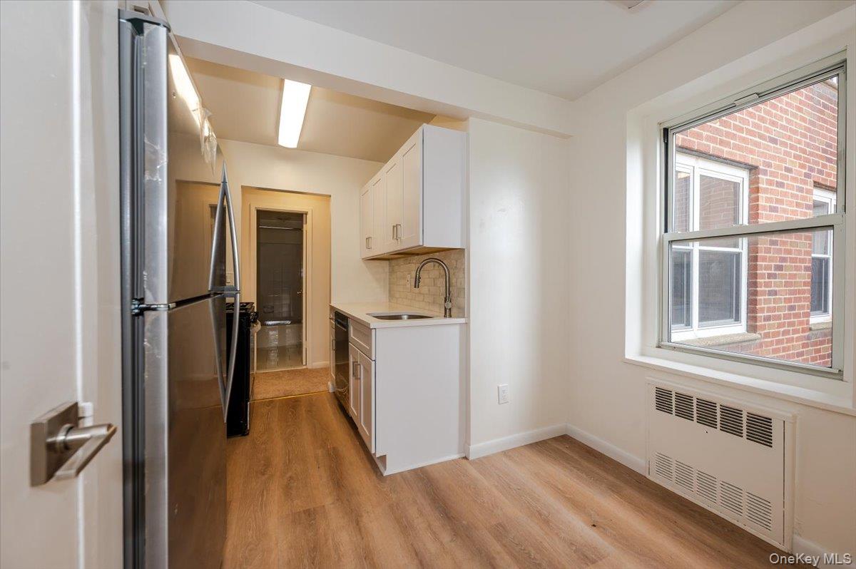 99 Randall Avenue # 2-J, Freeport, NY 11520