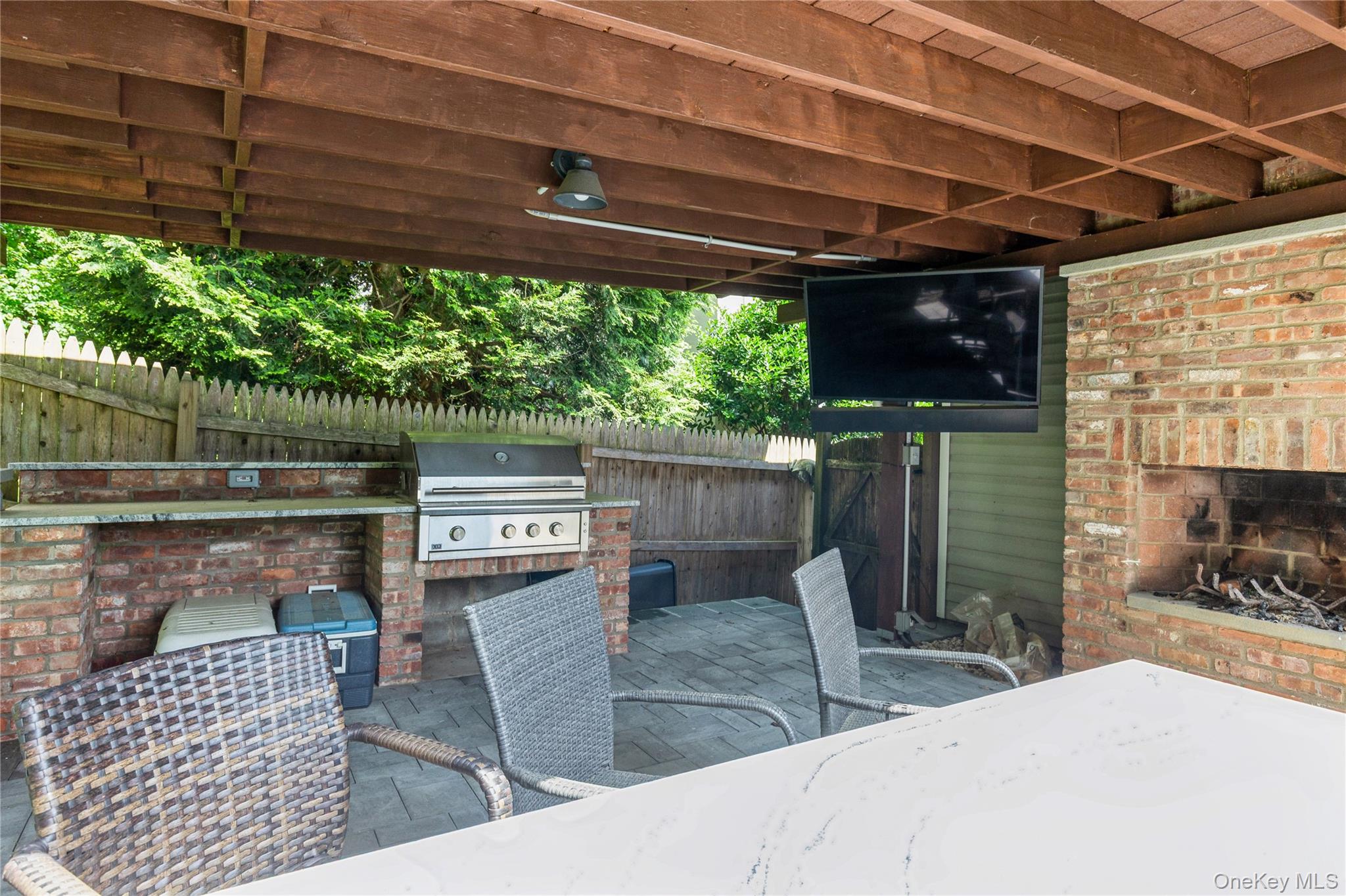 77 Abbott Drive, Halesite, NY 11743