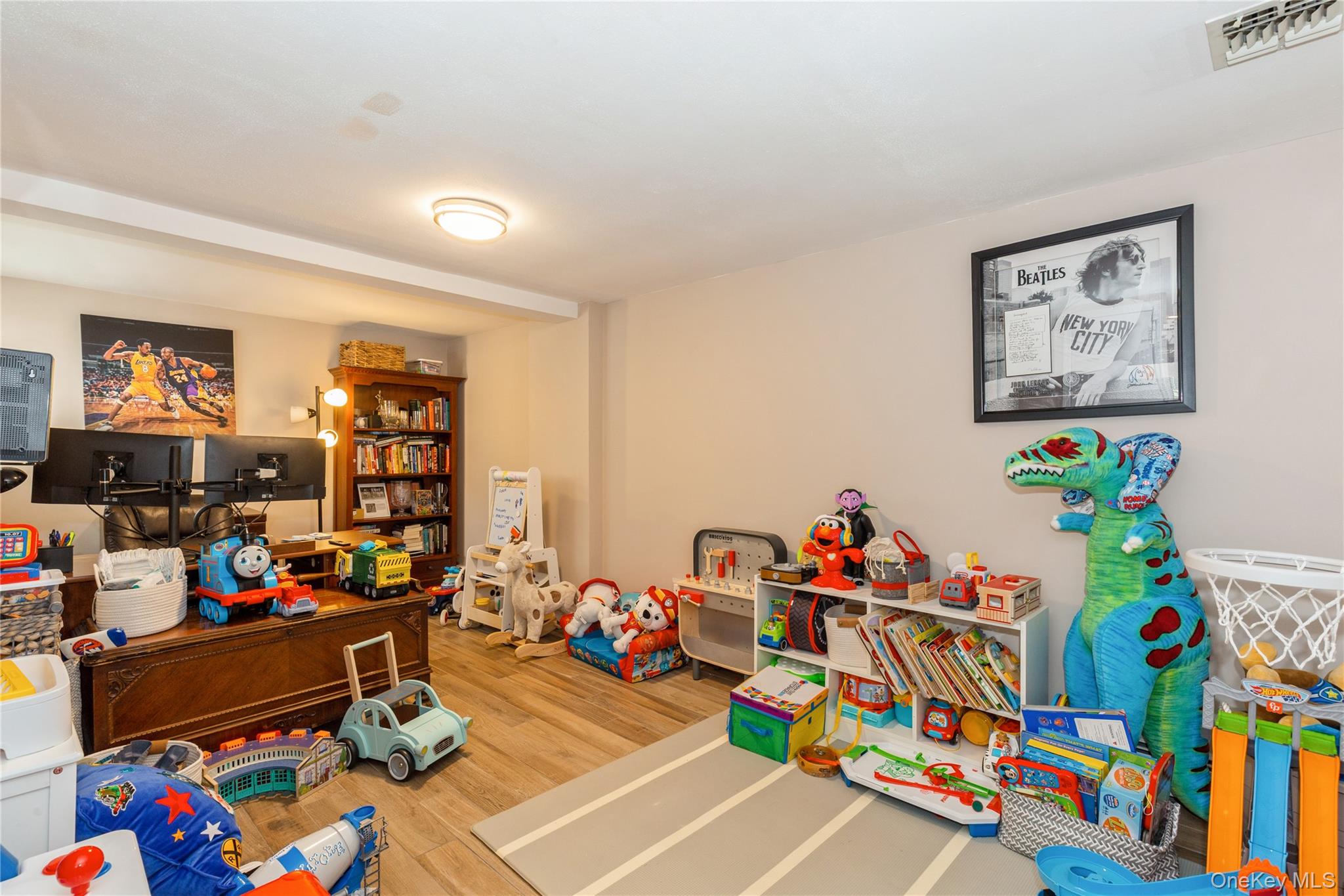 77 Abbott Drive, Halesite, NY 11743