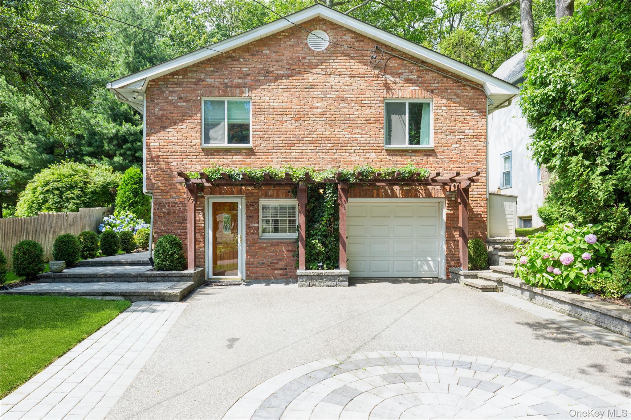 77 Abbott Drive, Halesite, NY 11743