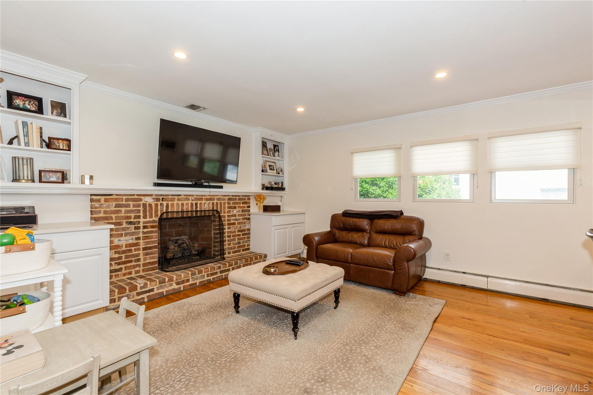 77 Abbott Drive, Halesite, NY 11743