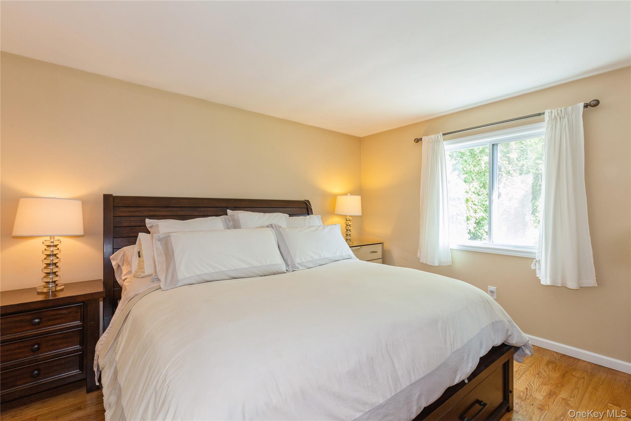 77 Abbott Drive, Halesite, NY 11743