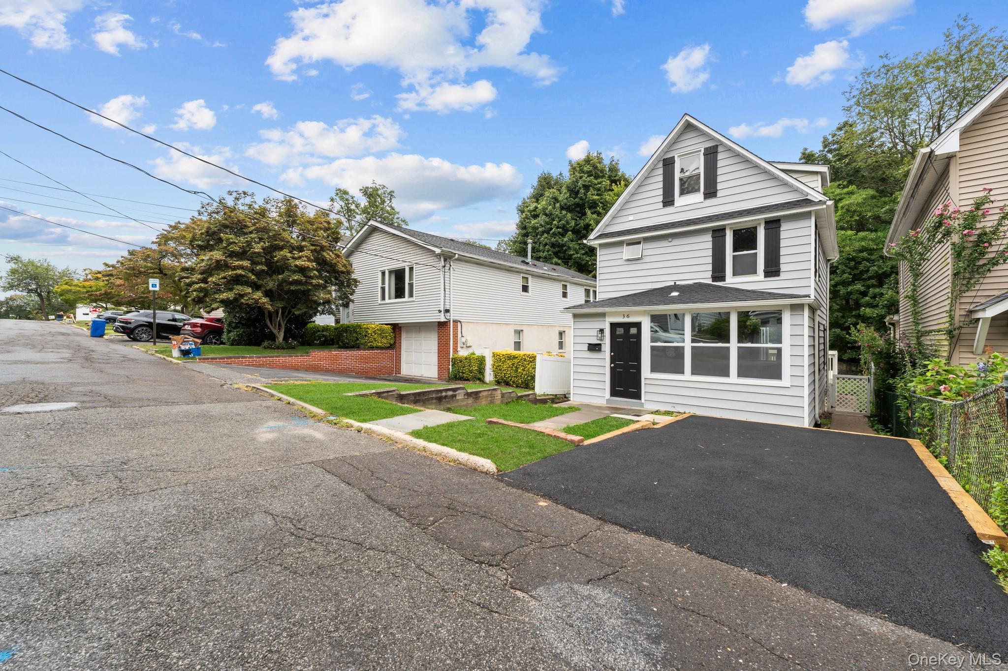 36 N Perkins Avenue, Elmsford, NY 10523