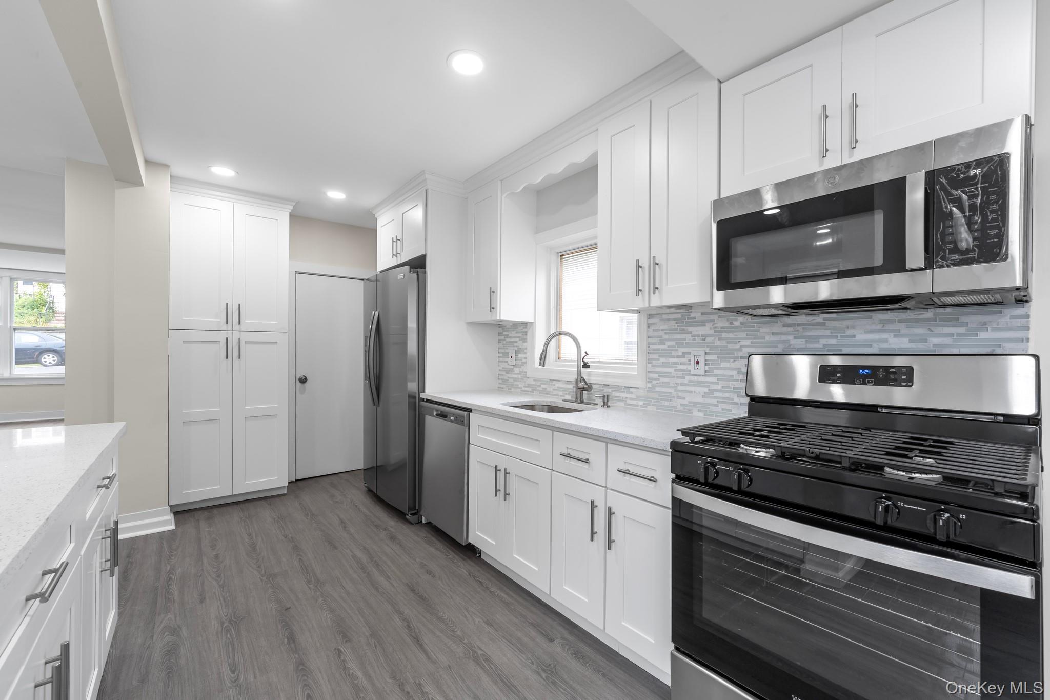 36 N Perkins Avenue, Elmsford, NY 10523