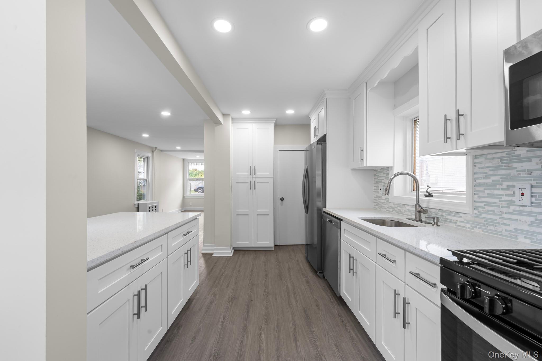 36 N Perkins Avenue, Elmsford, NY 10523