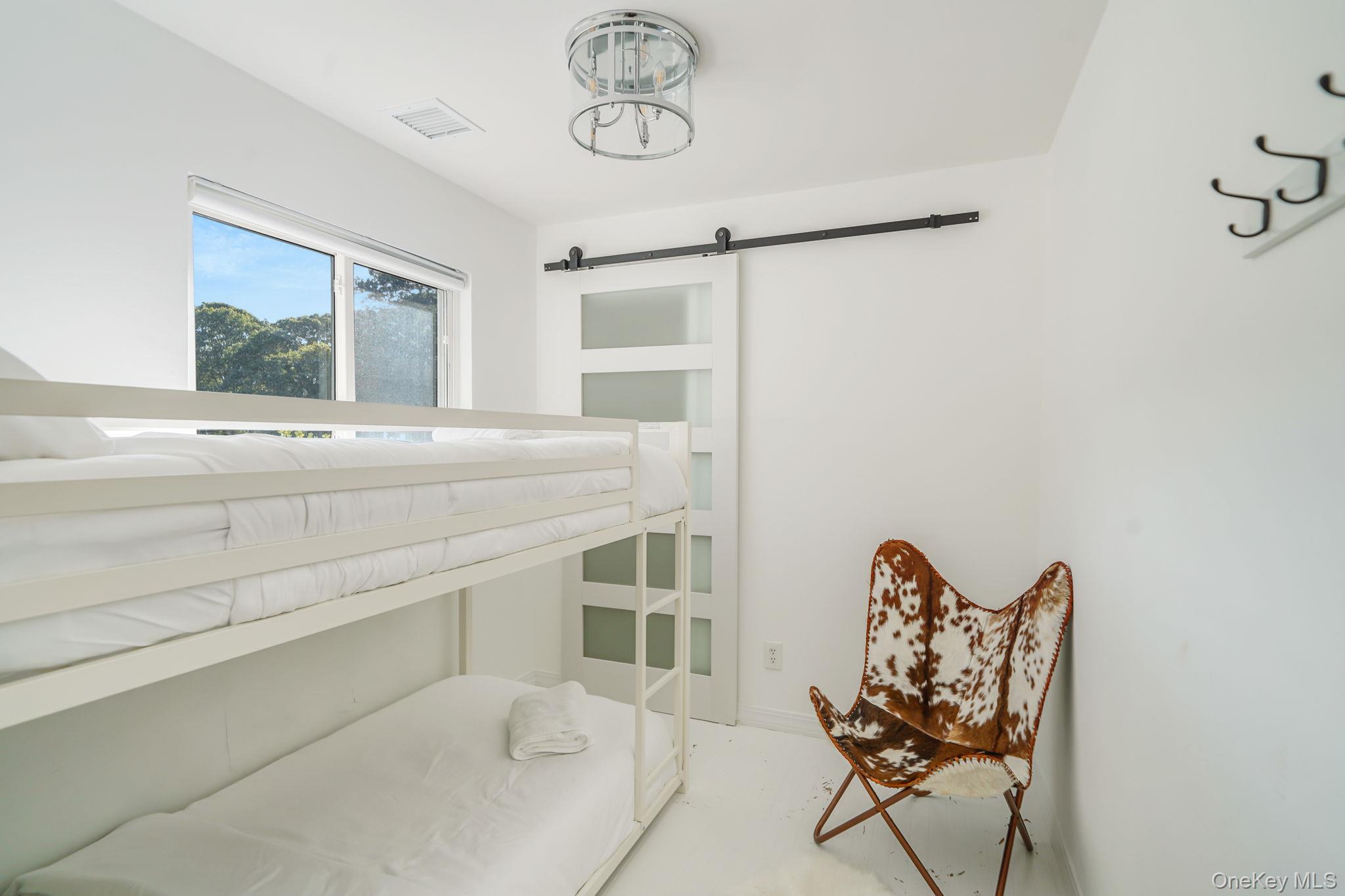 138 W Tiana Road, Hampton Bays, NY 11946